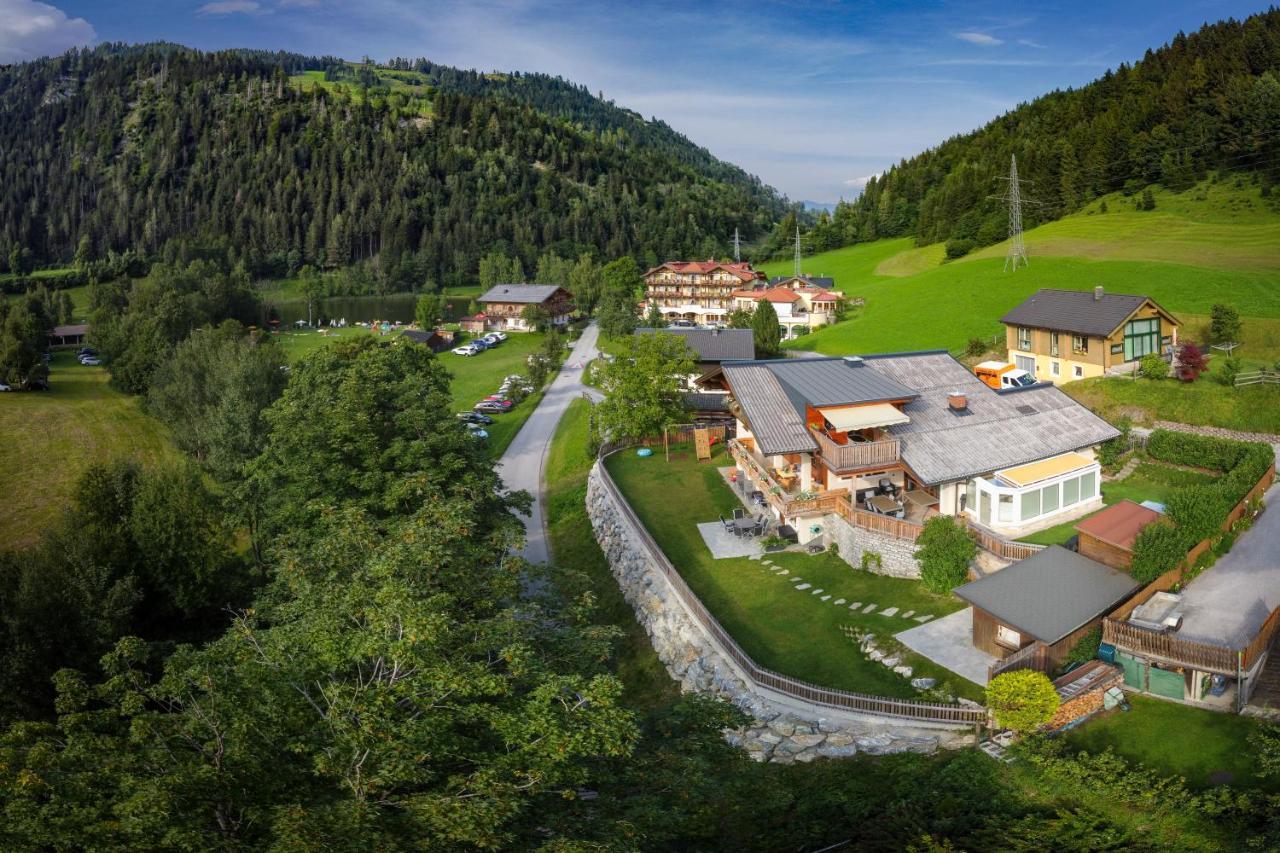 Lakeside Appartments Goldegg Exteriör bild